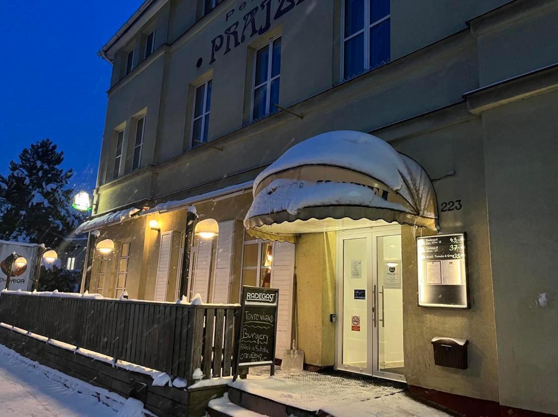 Penzion Prajzko, Hronov Hotel Bagian luar foto